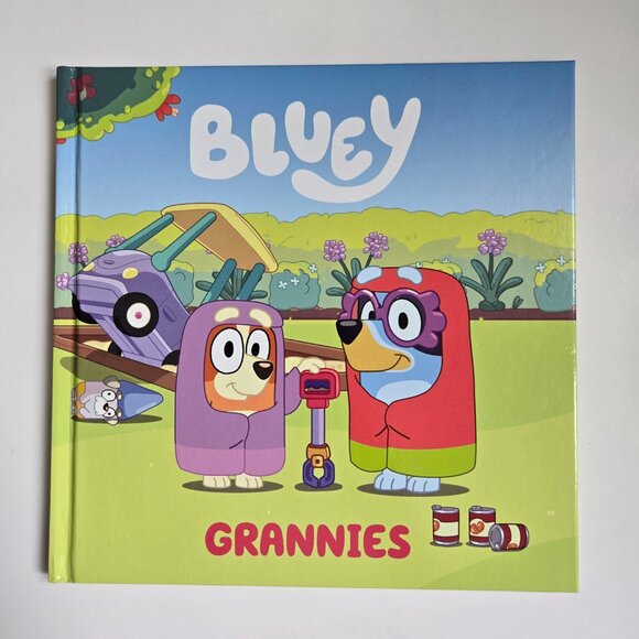 Bluey Book Bundle: Set of 5 Picture Books |The Beach, The Creek, Grannies & More - Picture 6 of 11